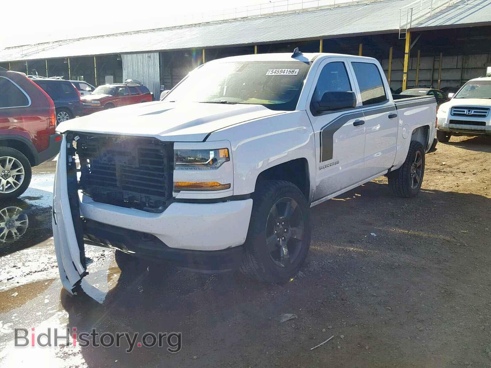 2018 CHEVROLET SILVERADO - VIN: 3GCPCPEC8JG263092 - Фото 2