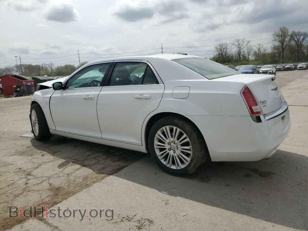 2014 CHRYSLER 300 - VIN: 2C3CCARG0EH383584 - Фото 2
