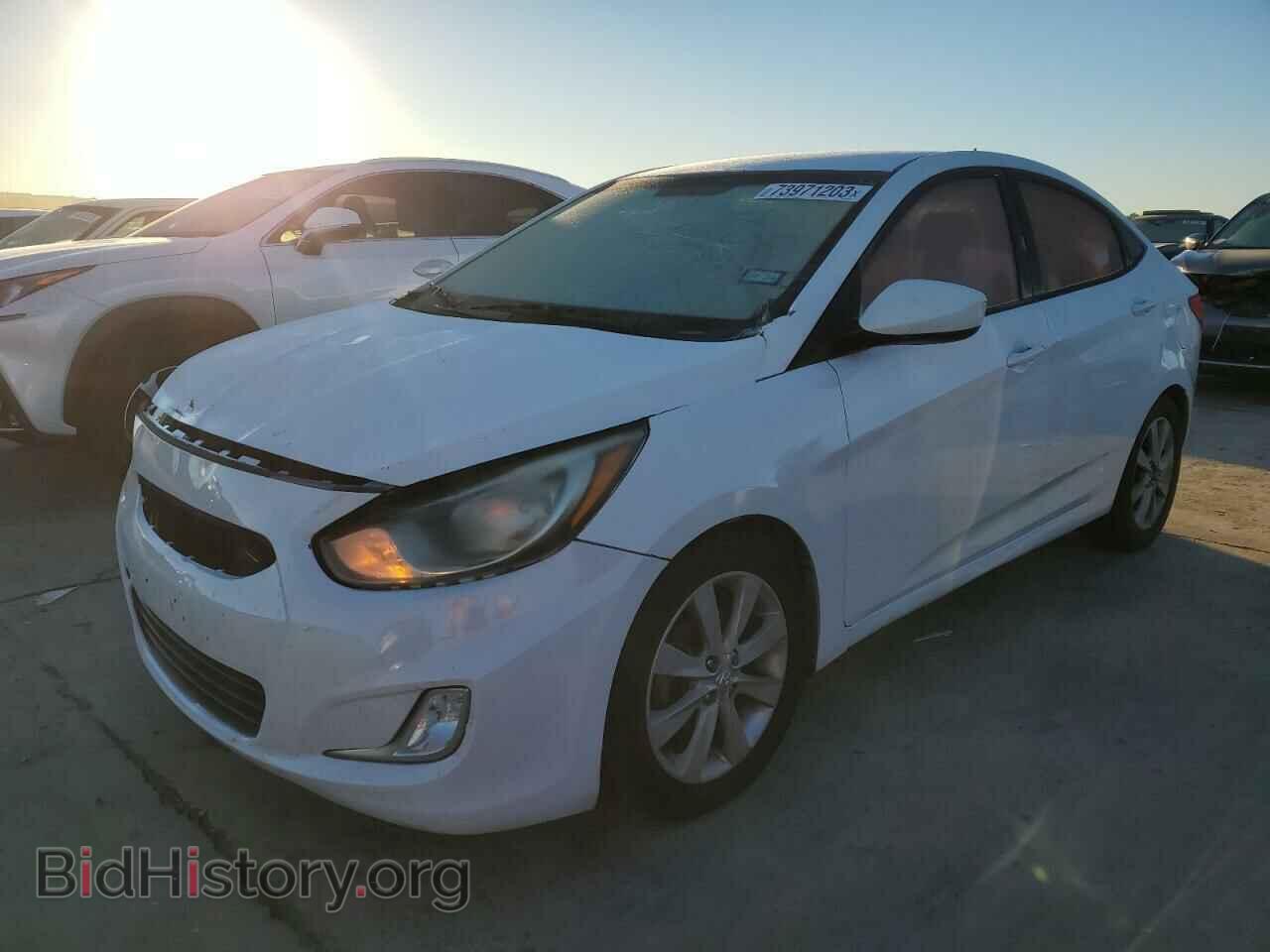 Фотография KMHCU4AE2DU452142 - HYUNDAI ACCENT 2013