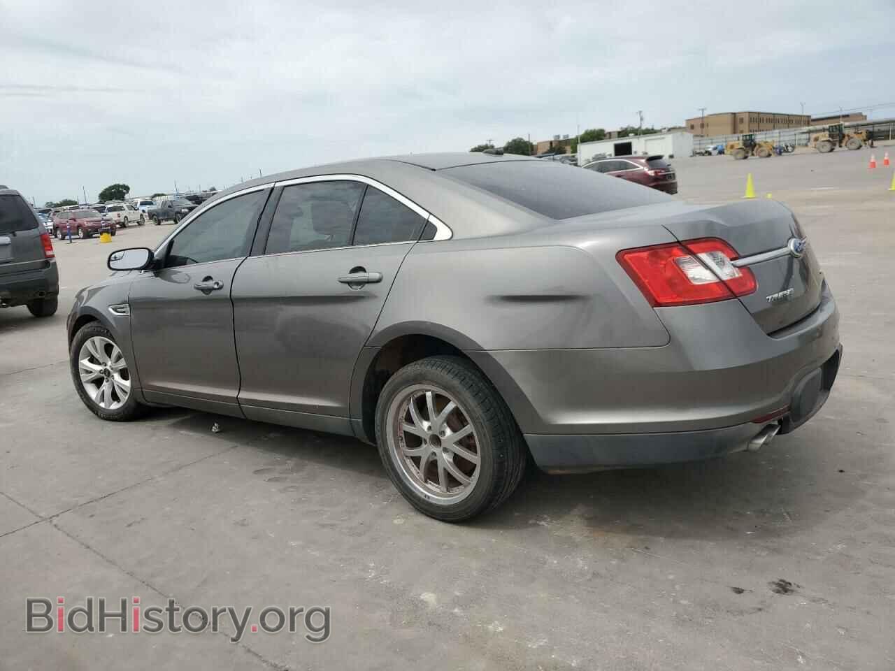 2012 FORD TAURUS - VIN: 1FAHP2EW7CG139597 - Фото 2