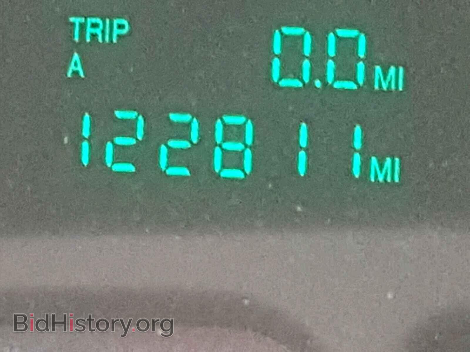 2003 CADILLAC DEVILLE - VIN: 1G6KD54Y23U283835 - Photo 8