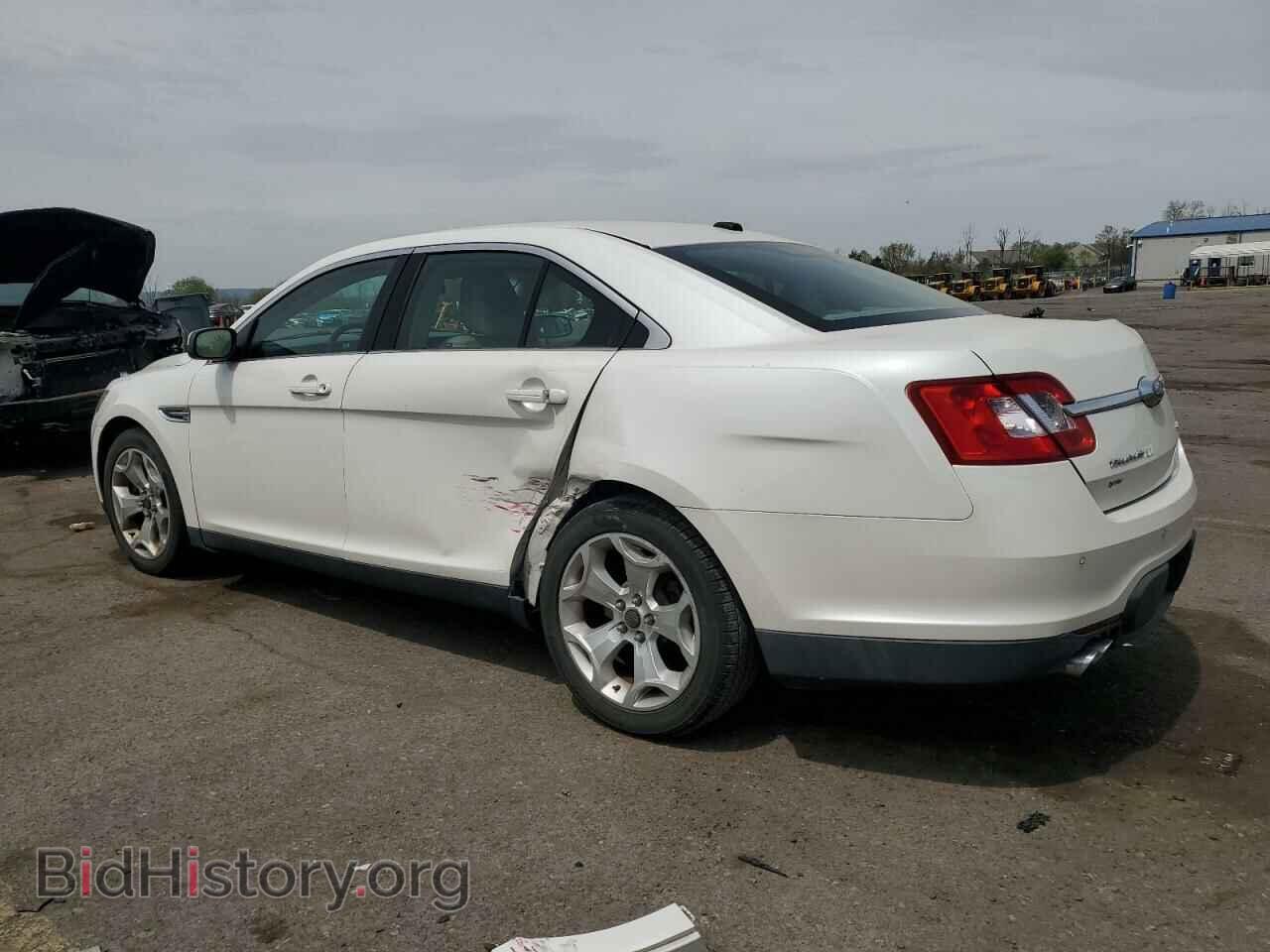 2011 FORD TAURUS - VIN: 1FAHP2EW1BG135155 - Фото 2