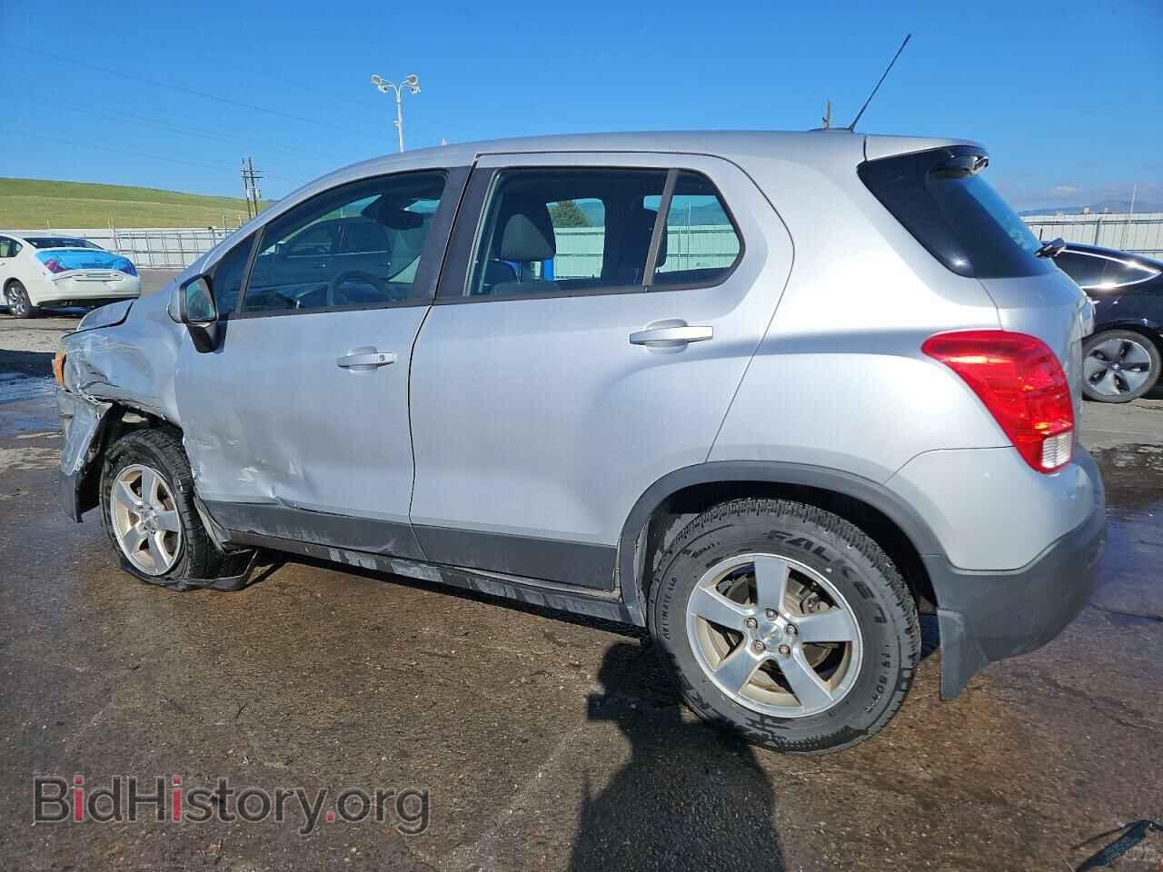 2015 CHEVROLET TRAX - VIN: 3GNCJPSB7FL212690 - Фото 2