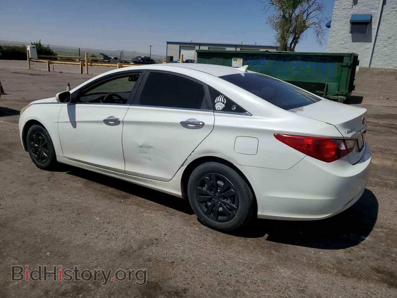 2011 HYUNDAI SONATA - VIN: 5NPEB4AC2BH154621 - Фото 2