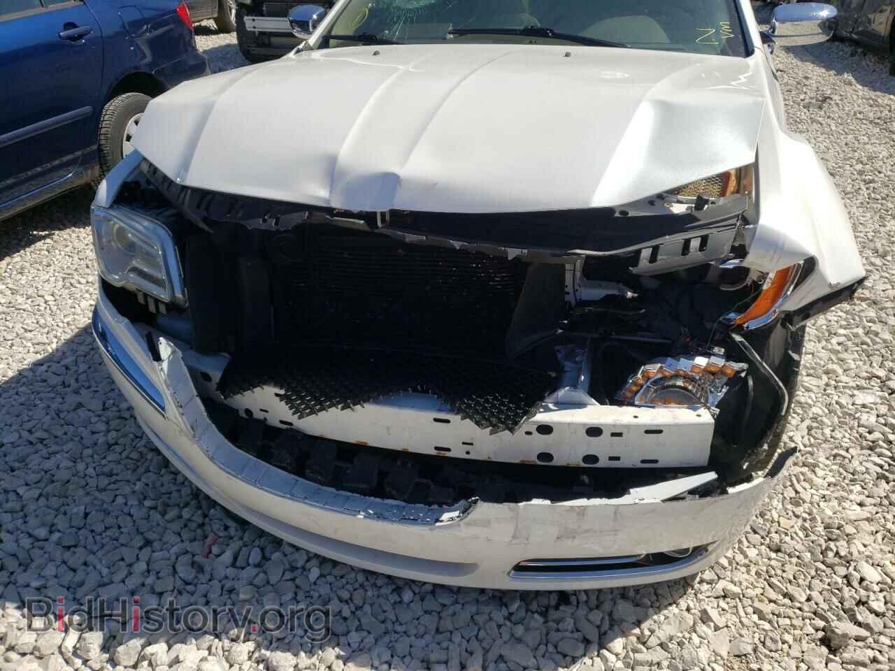 2011 CHRYSLER 300 - VIN: 2C3CA6CT9BH564249 - Фото 9