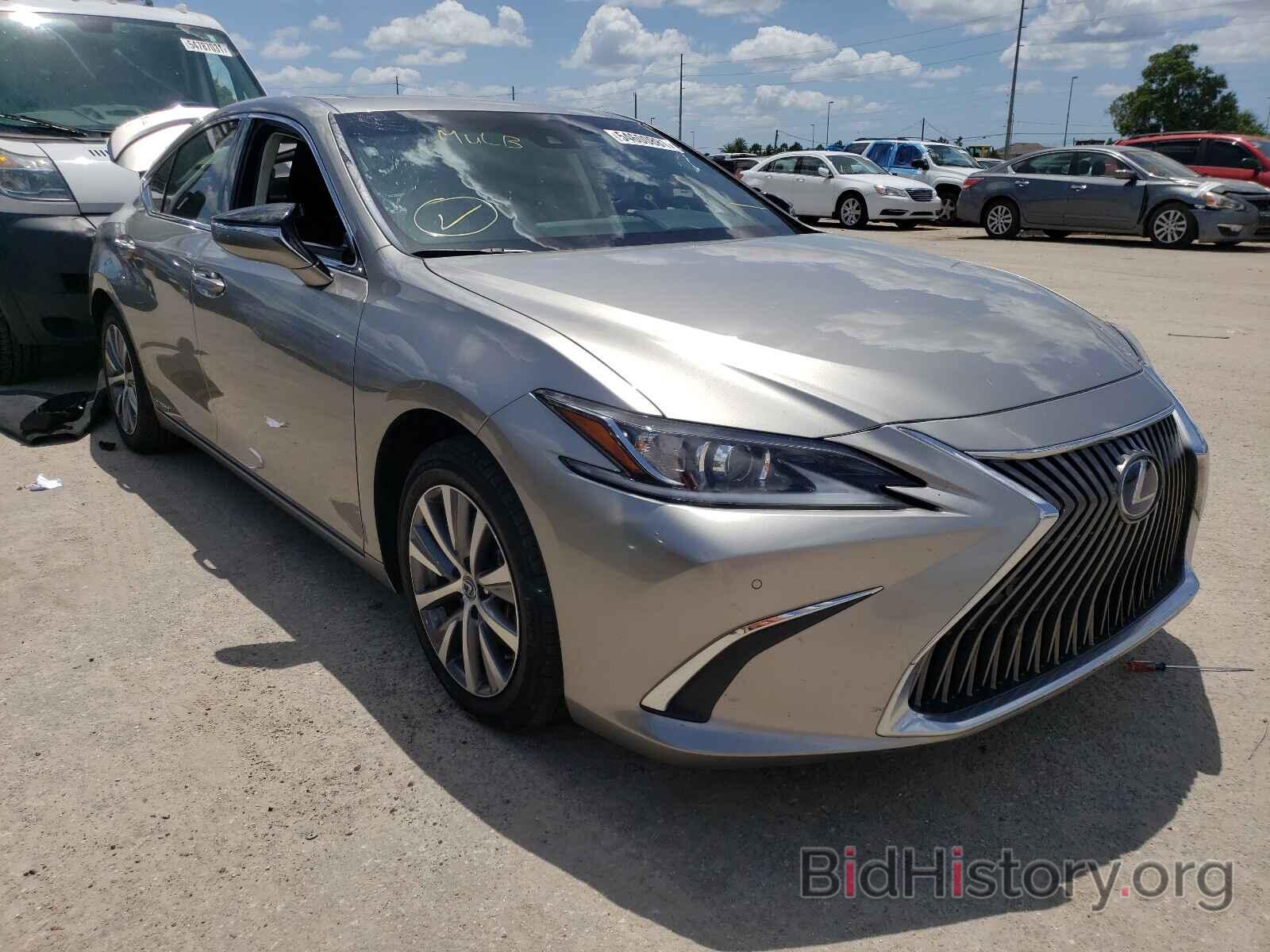 Фотография 58AD21B13LU005198 - LEXUS ES300 2020