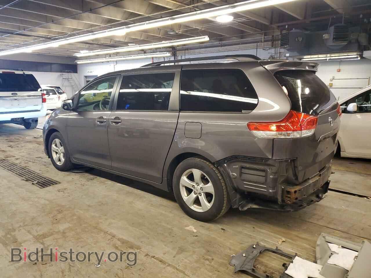 2011 TOYOTA All Models - VIN: 5TDKK3DC4BS092884 - Фото 2