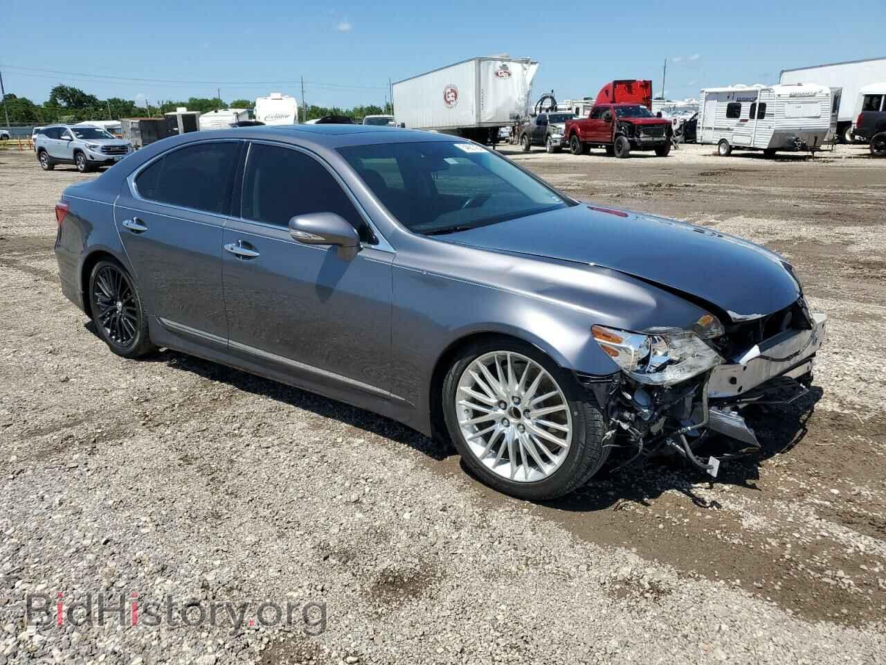 2012 LEXUS LS460 - VIN: JTHBL5EF5C5108291 - Photo 4