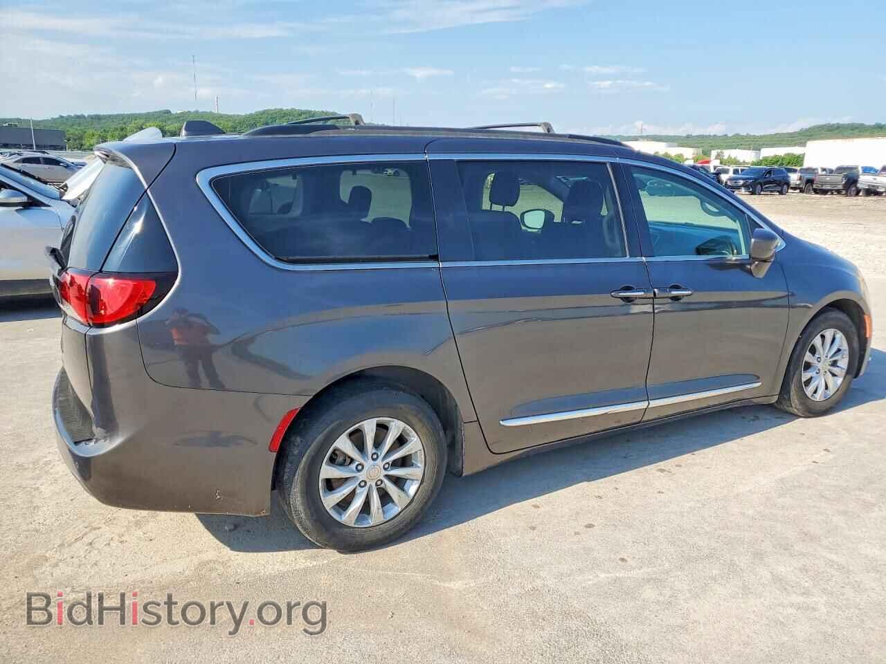 2017 CHRYSLER PACIFICA - VIN: 2C4RC1BG0HR757979 - Фото 3