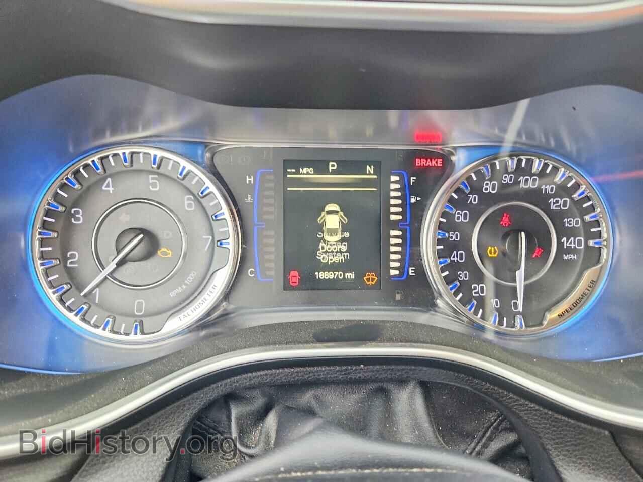 2016 CHRYSLER 200 - VIN: 1C3CCCAB7GN170489 - Photo 9