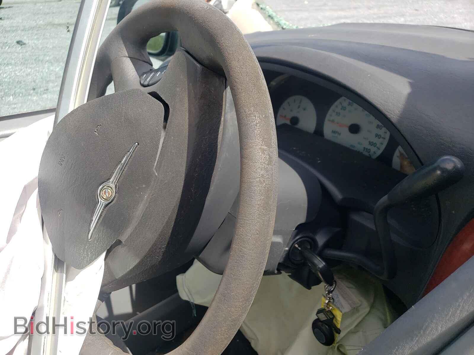 2006 CHRYSLER MINIVAN - VIN: 1A4GP45R36B656371 - Фото 8