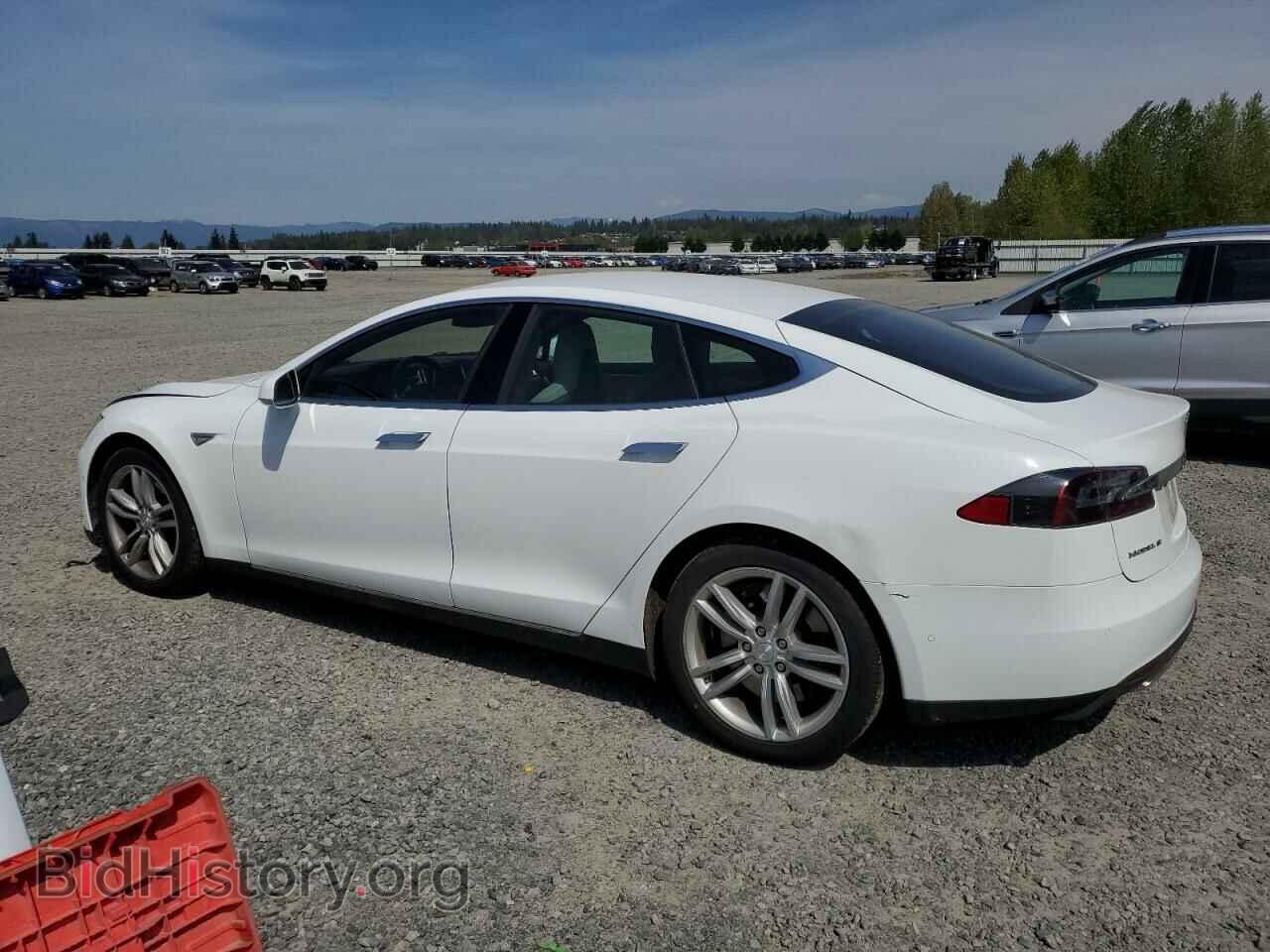 2015 TESLA MODEL S - VIN: 5YJSA1S1XFFP77555 - Фото 2