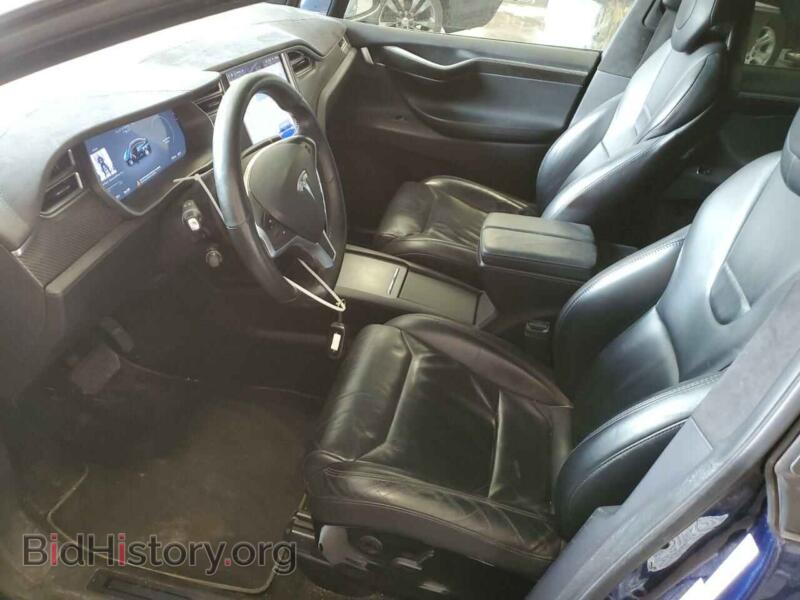2017 Tesla MODEL X (VIN 5YJXCBE20HF043732) — photo 7 of 13