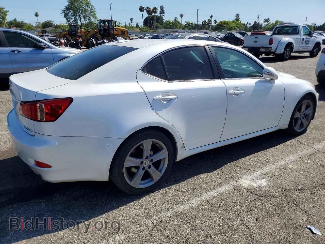 2011 LEXUS IS - VIN: JTHBF5C24B5156189 - Photo 3