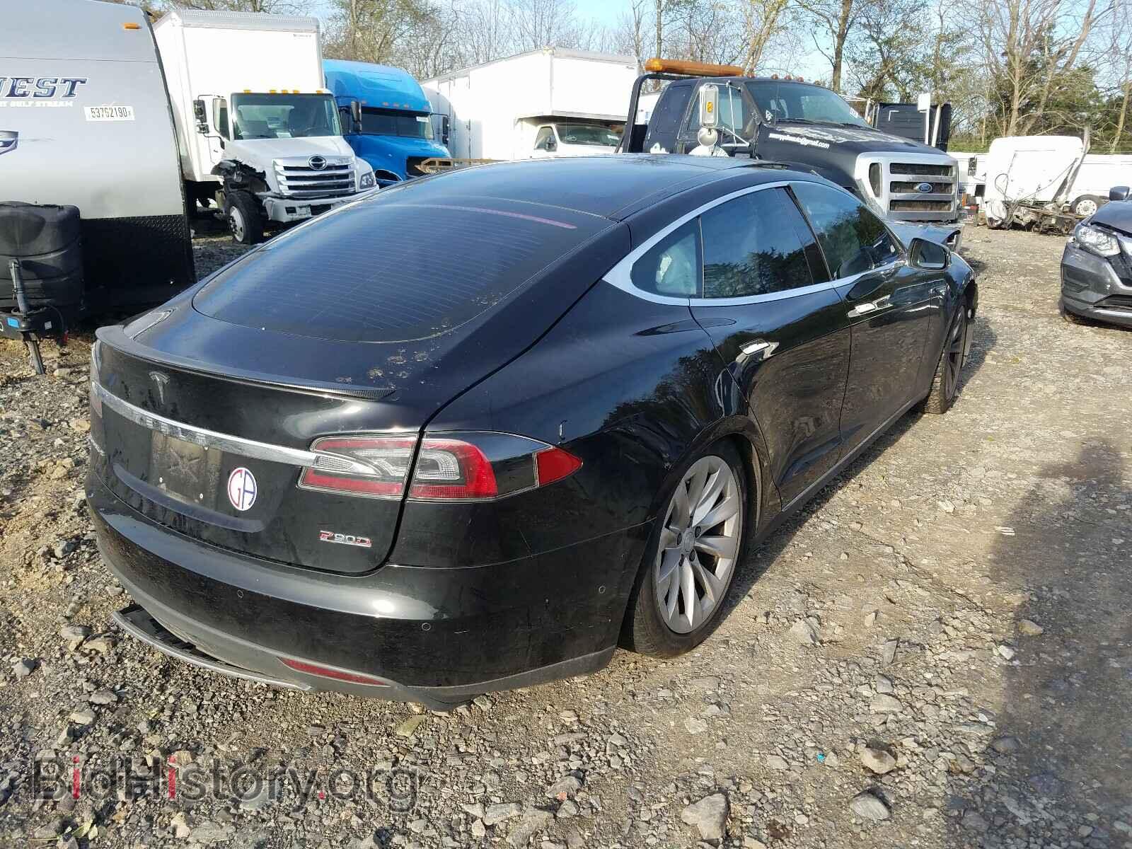 2015 TESLA MODEL S - VIN: 5YJSA1V41FF099056 - Фото 4