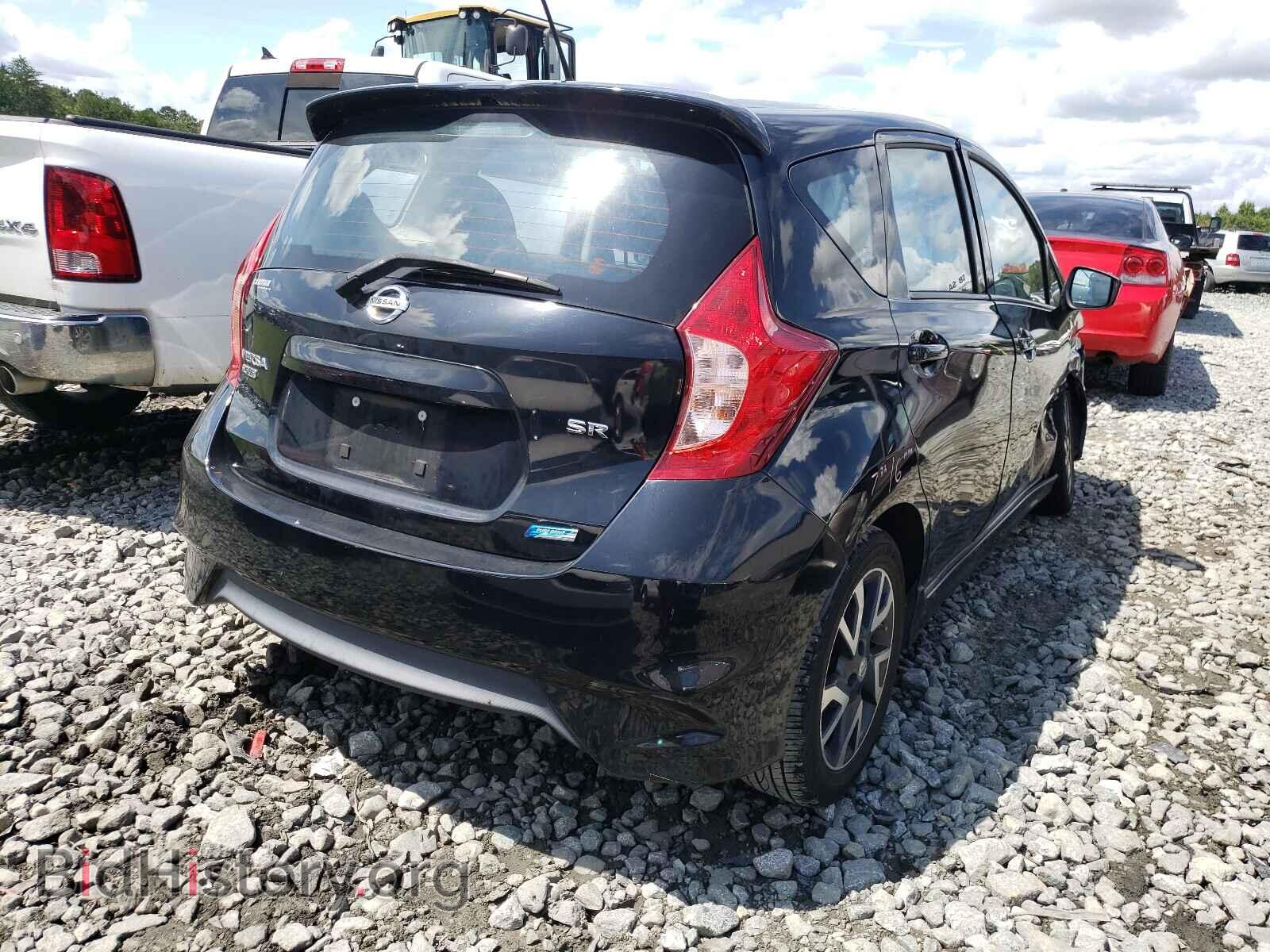 2015 NISSAN VERSA - VIN: 3N1CE2CP5FL444573 - Фото 4