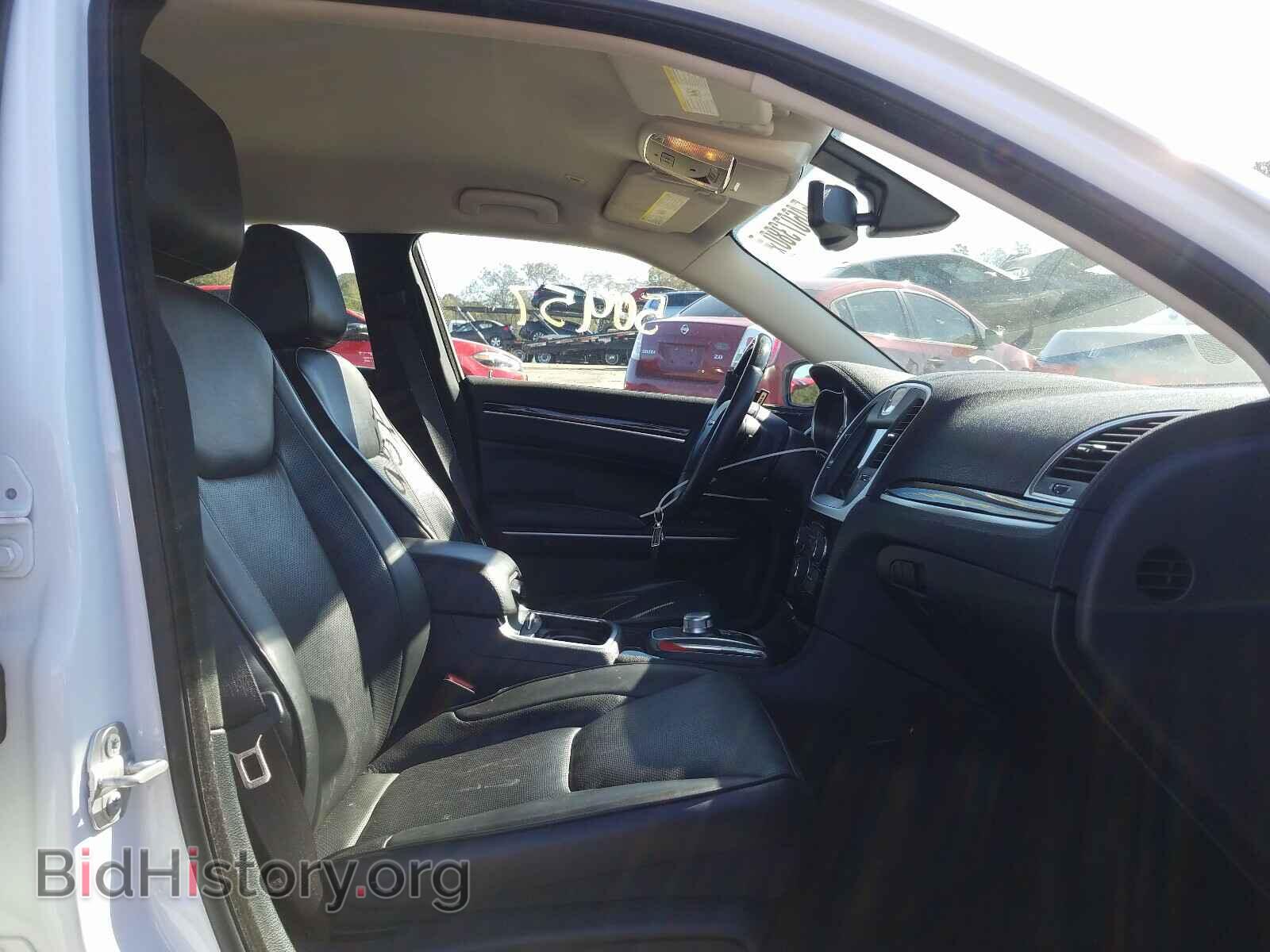 2019 CHRYSLER 300 - VIN: 2C3CCAEG8KH528064 - Фото 5