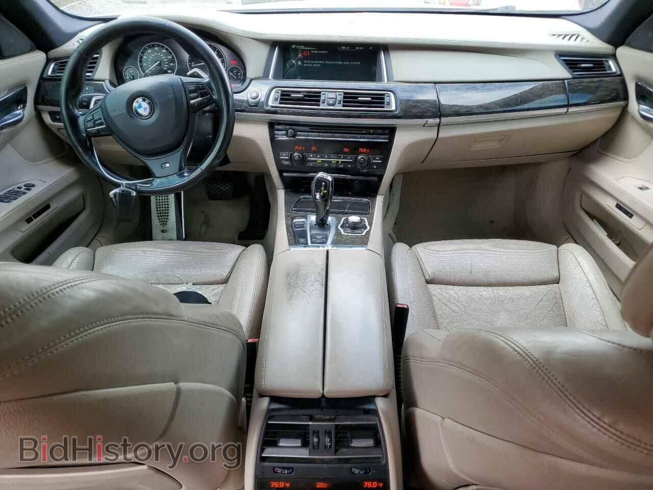 2013 BMW 7 SERIES - VIN: WBAYE8C56DD133111 - Фото 8