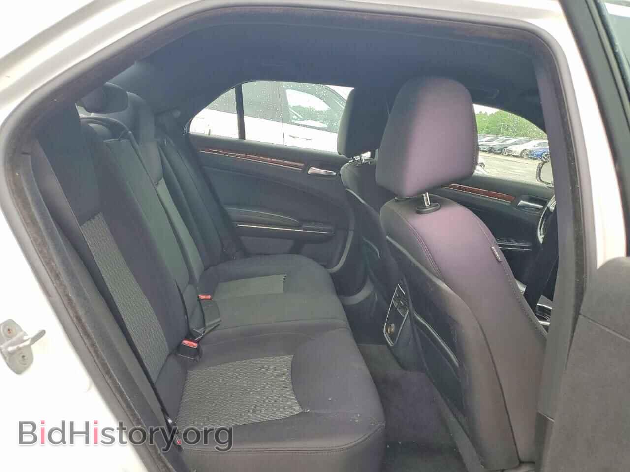 2012 CHRYSLER 300 - VIN: 2C3CCAAG7CH237935 - Photo 10