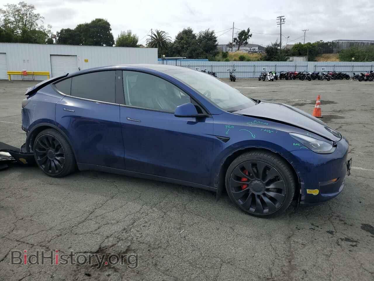 2022 TESLA MODEL Y - VIN: 7SAYGDEF2NF411401 - Фото 4