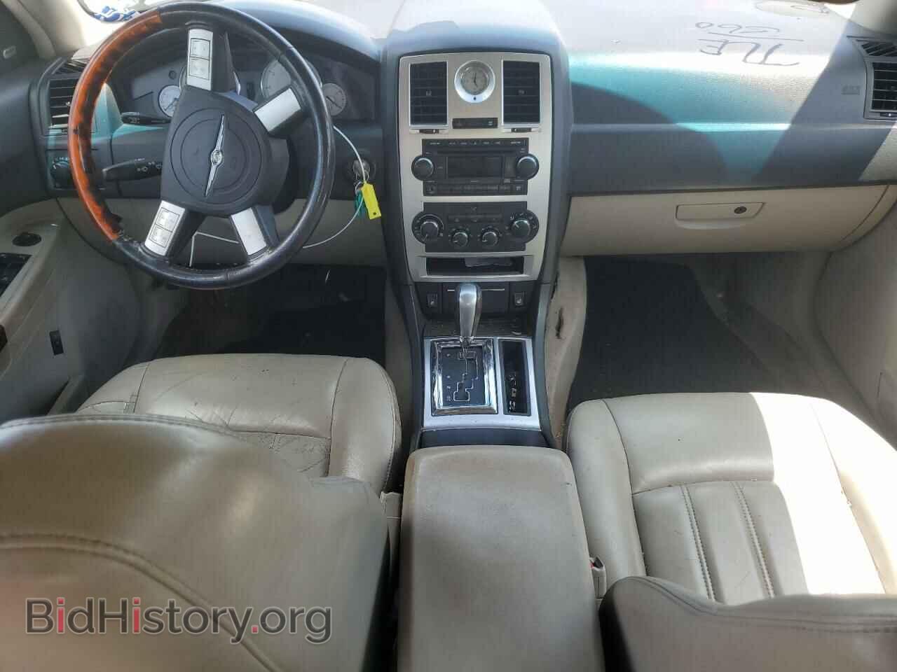 2006 CHRYSLER 300 - VIN: 2C3KA63HX6H372187 - Фото 8