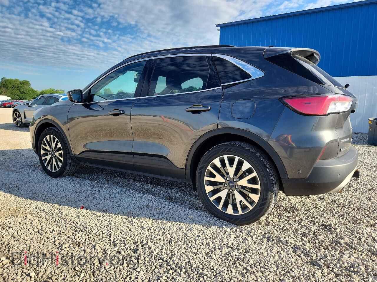 2020 FORD ESCAPE - VIN: 1FMCU9J97LUA15719 - Photo 2