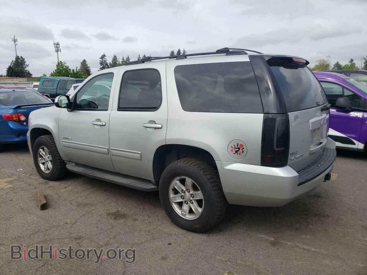 2011 GMC YUKON - VIN: 1GKS2AE06BR101144 - Фото 2