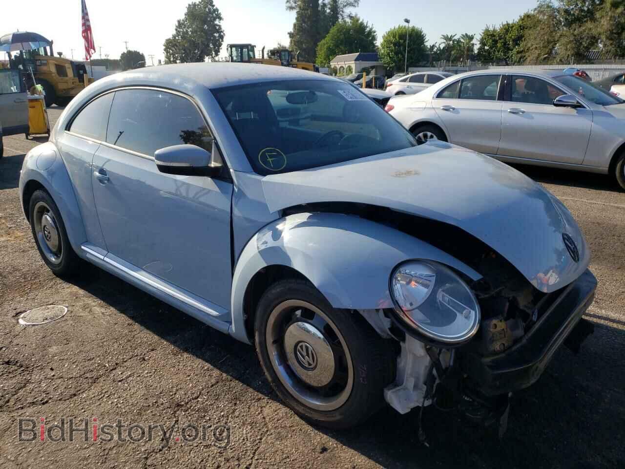Фотография 3VWJP7AT1CM652433 - VOLKSWAGEN BEETLE 2012