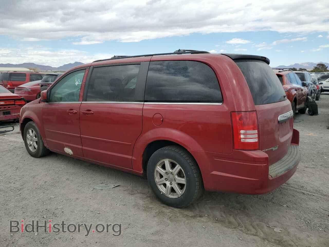 2008 CHRYSLER MINIVAN - VIN: 2A8HR54P98R611250 - Фото 2