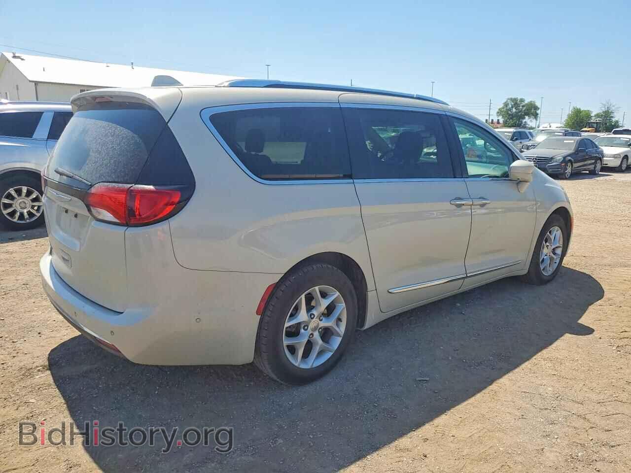 2017 CHRYSLER PACIFICA - VIN: 2C4RC1EG7HR759515 - Photo 3