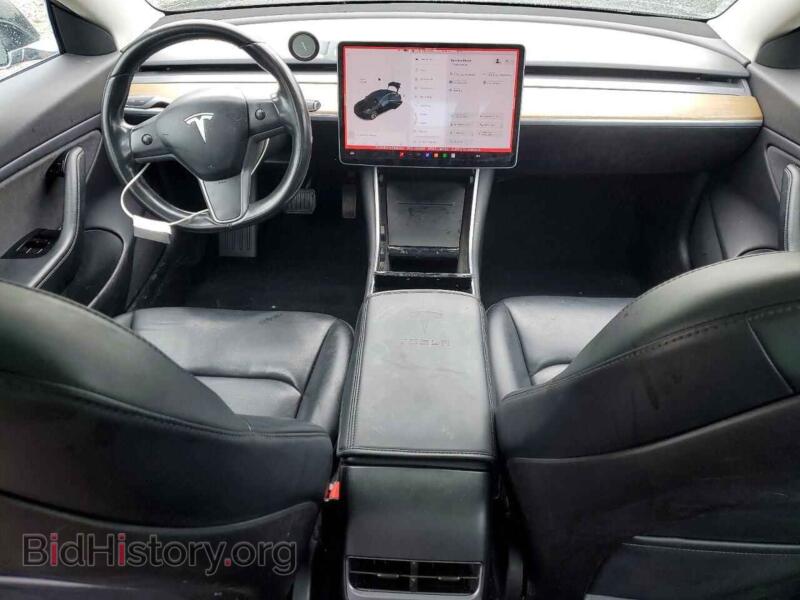 2019 Tesla MODEL 3 (VIN 5YJ3E1EA3KF306250) — фото 8 из 12