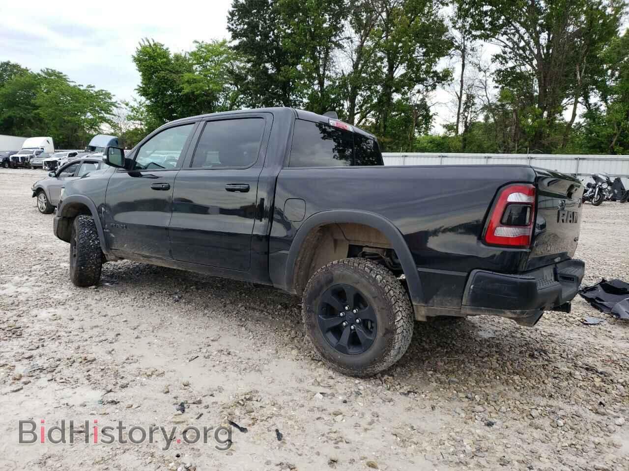 2020 RAM 1500 - VIN: 1C6SRFLTXLN299096 - Фото 2