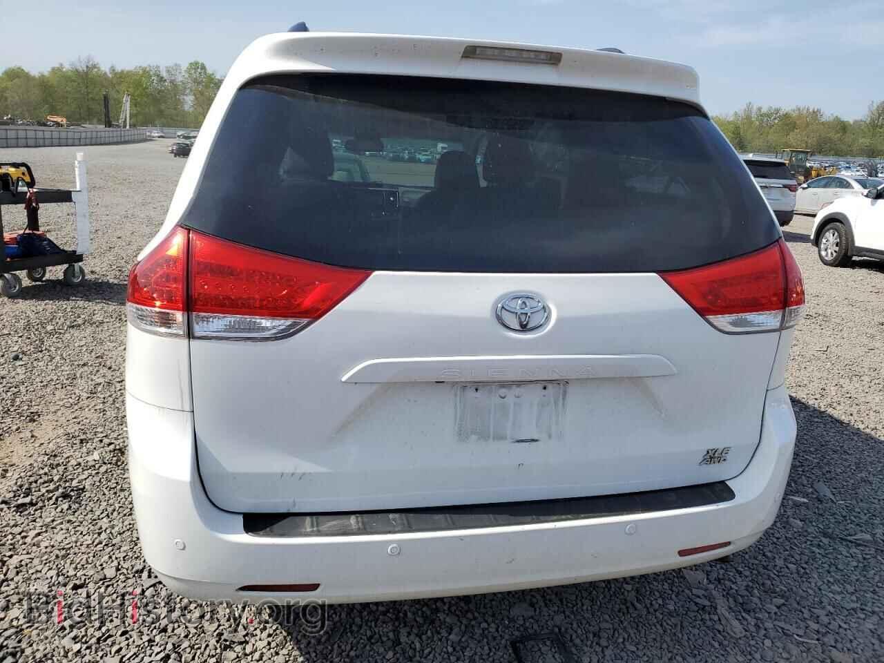 2014 TOYOTA All Models - VIN: 5TDDK3DC2ES079046 - Фото 6