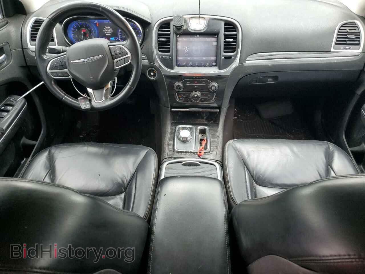 2018 CHRYSLER 300 - VIN: 2C3CCAAG4JH177089 - Фото 8