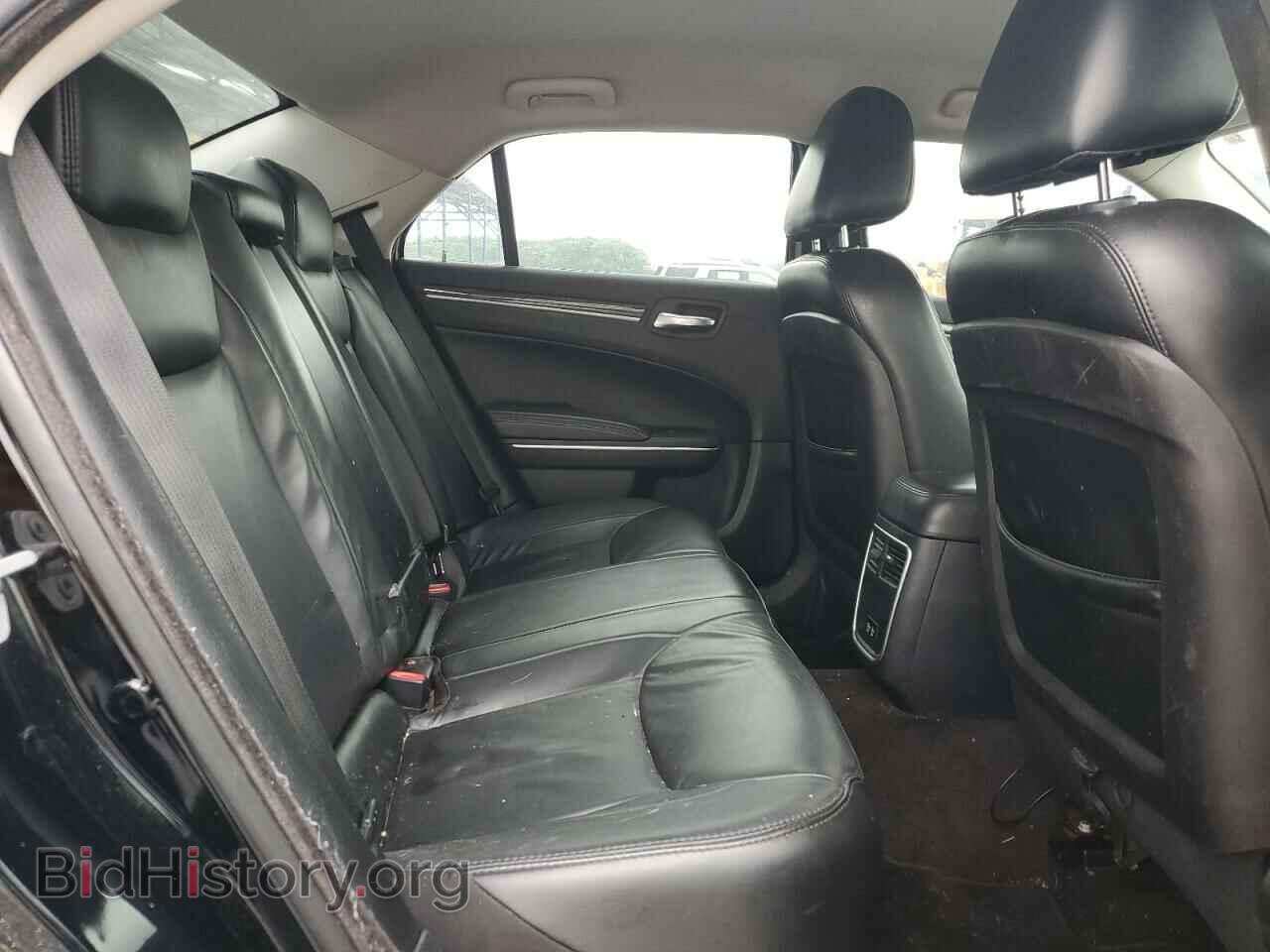 2018 CHRYSLER 300 - VIN: 2C3CCAAG4JH177089 - Фото 10