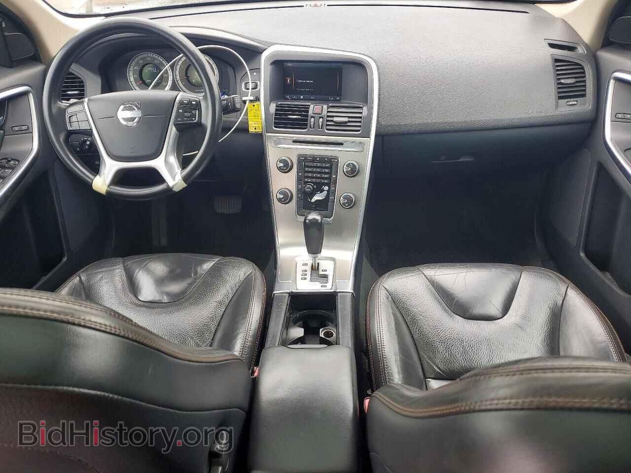 2012 VOLVO XC60 - VIN: YV4940DZ2C2269465 - Фото 8
