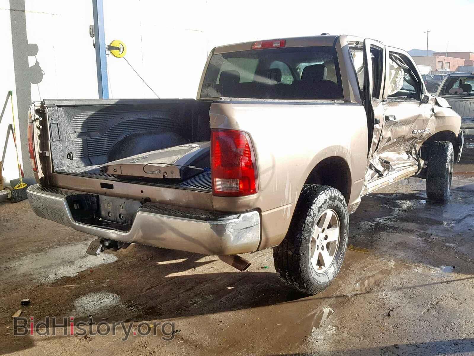 2010 DODGE RAM 1500 - VIN: 1D7RV1CT8AS205193 - Фото 4
