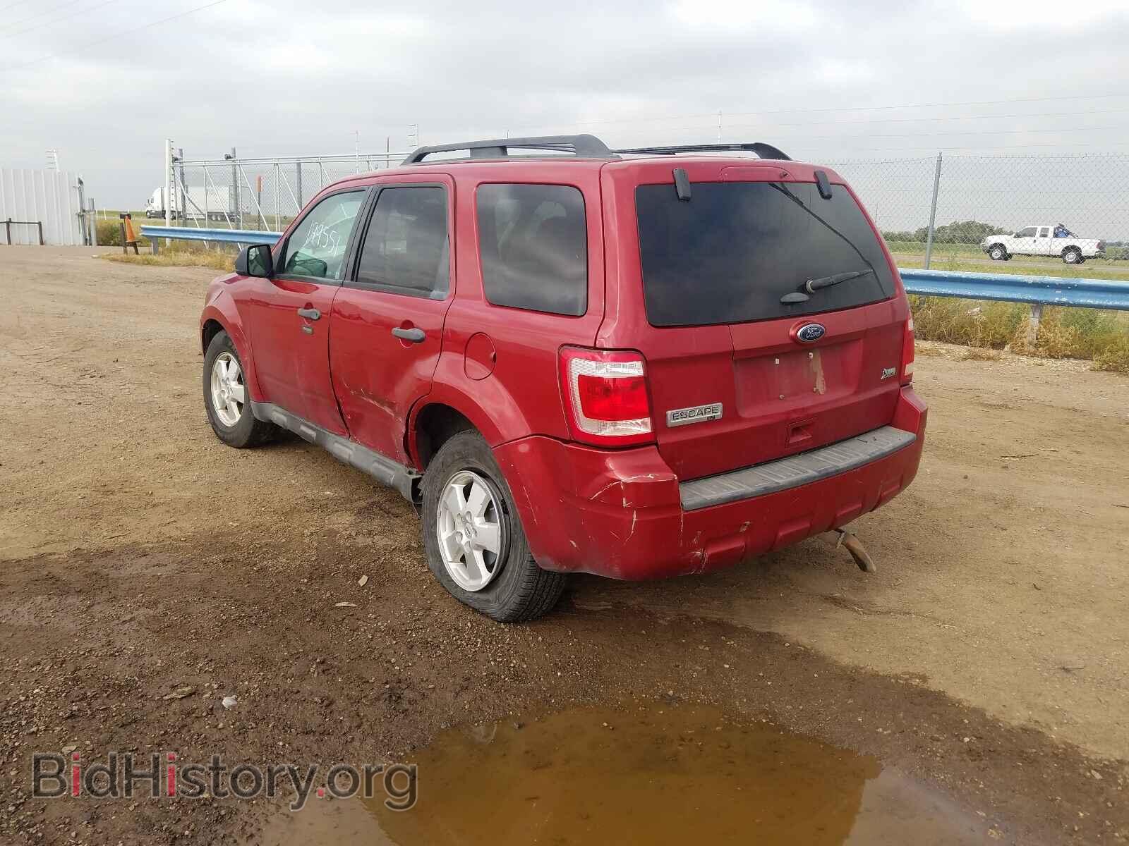 2011 FORD ESCAPE - VIN: 1FMCU0DG9BKC29420 - Фото 3