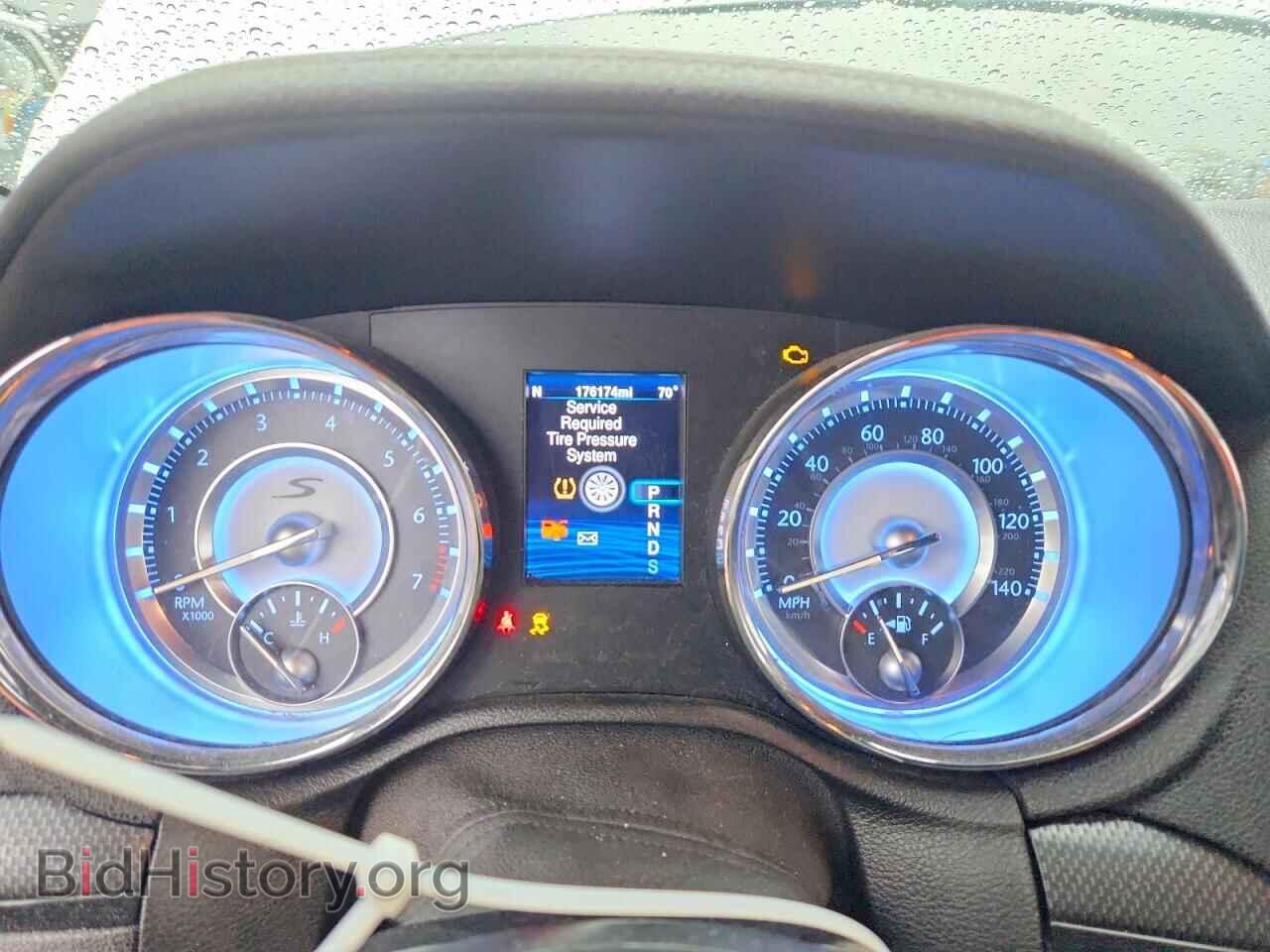 2014 CHRYSLER 300 - VIN: 2C3CCAGG1EH283903 - Photo 9