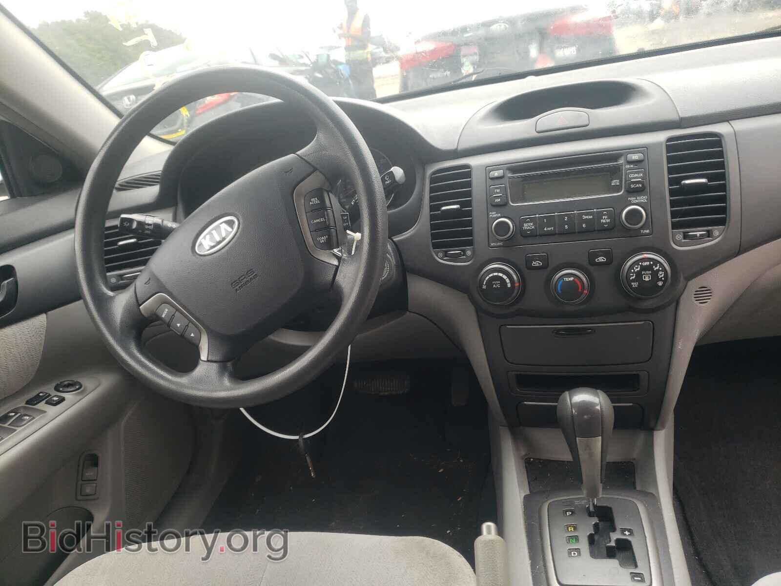 2008 KIA OPTIMA - VIN: KNAGE123485207578 - Фото 9