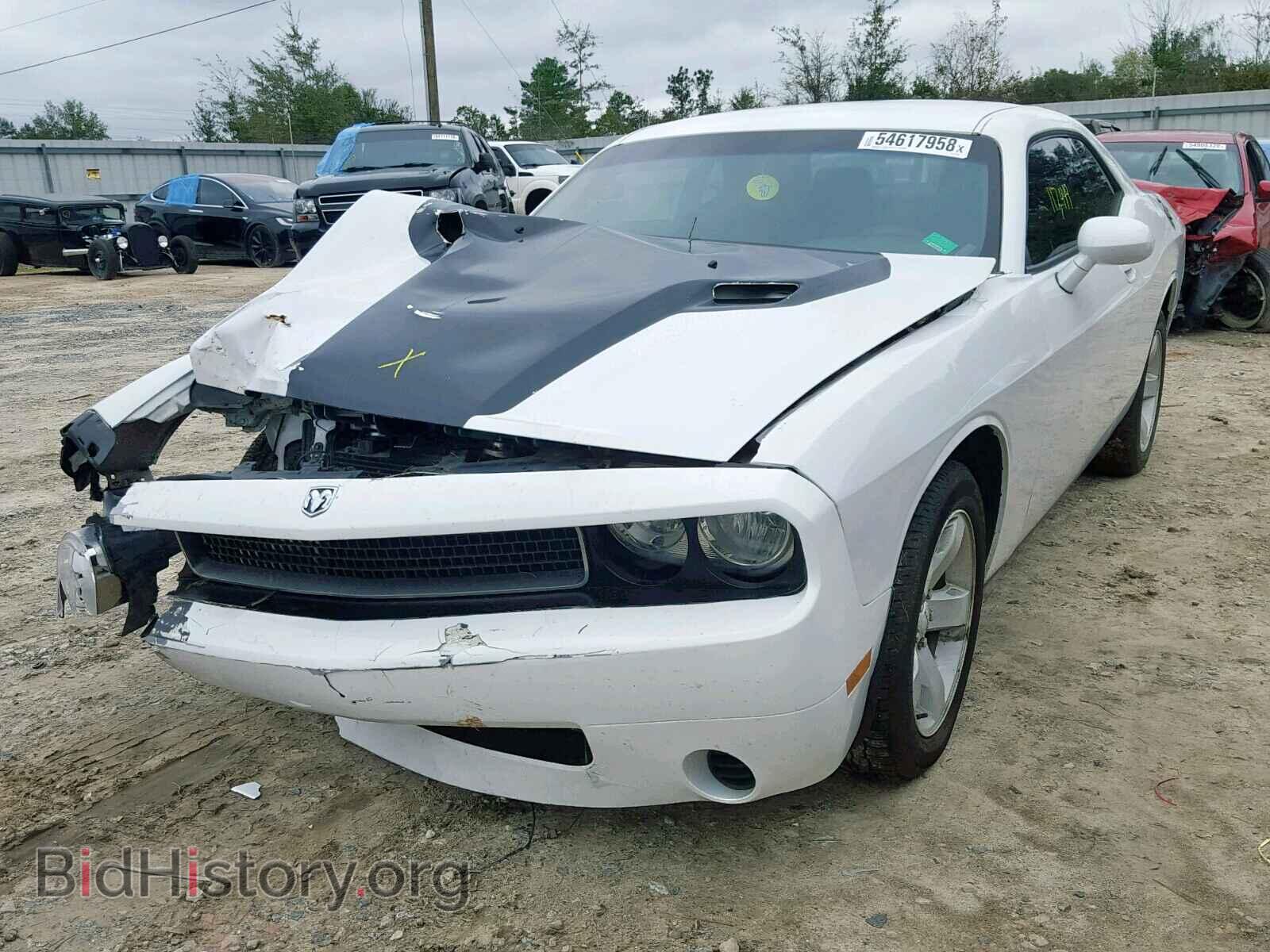 2010 DODGE CHALLENGER - VIN: 2B3CJ4DV1AH278749 - Photo 2