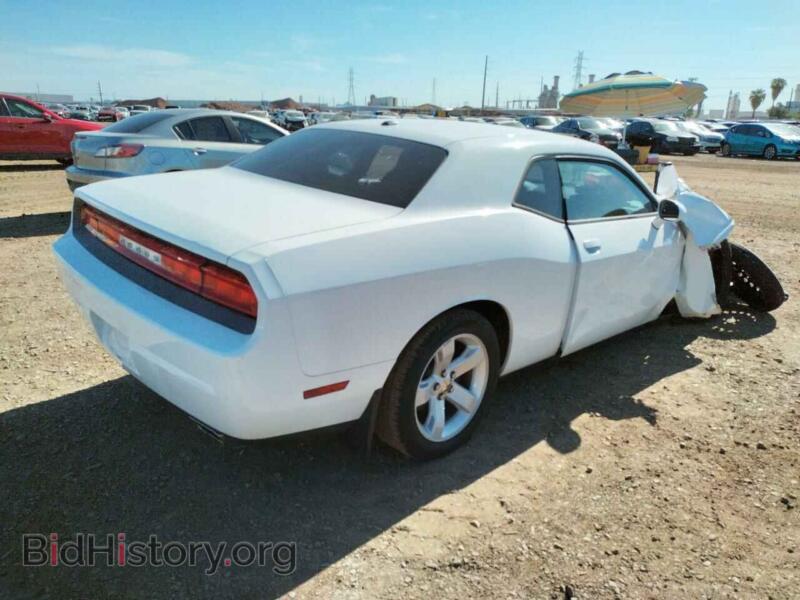 2014 Dodge CHALLENGER (VIN 2C3CDYAG0EH195522) — photo 4 of 10