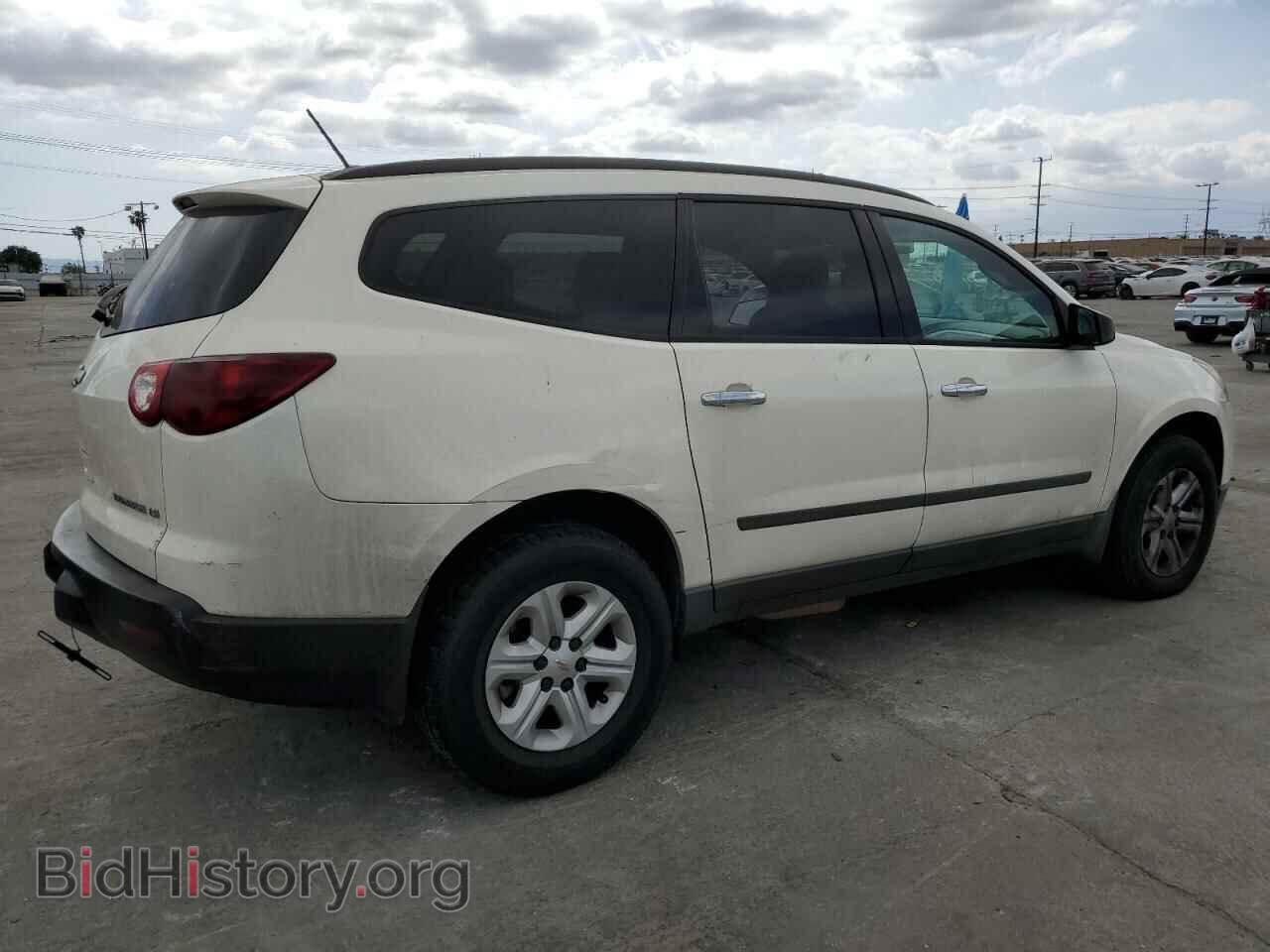 2012 CHEVROLET TRAVERSE - VIN: 1GNKRFED3CJ149487 - Фото 3