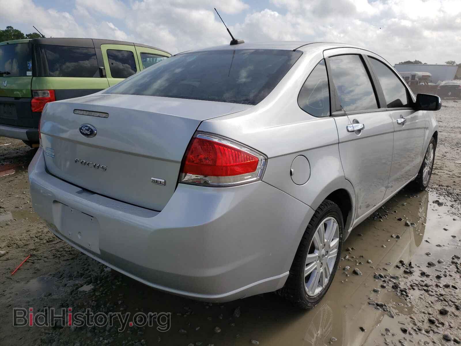 2011 FORD FOCUS - VIN: 1FAHP3HN9BW151179 - Фото 4