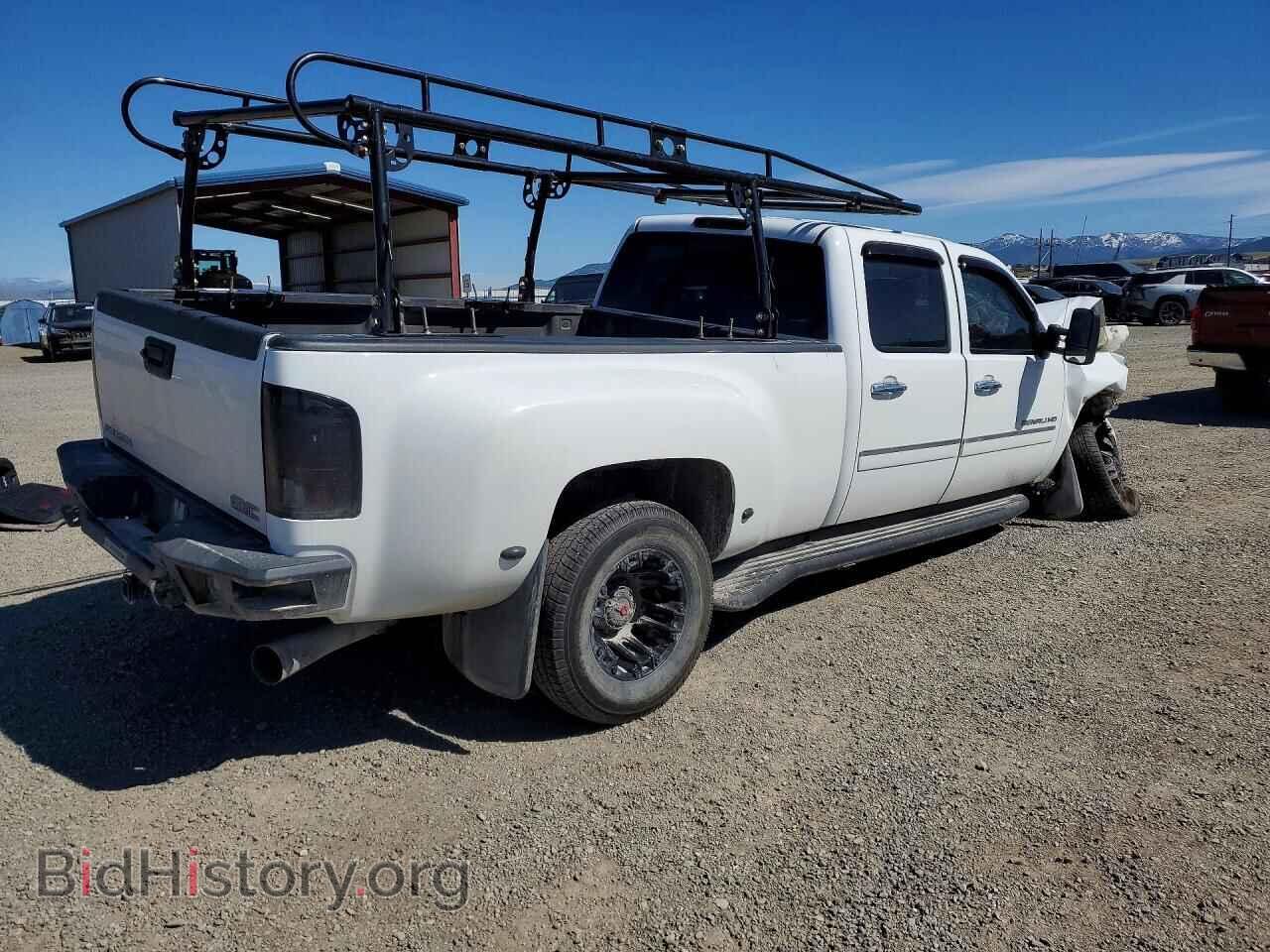 2011 GMC SIERRA - VIN: 1GT426C85BF150251 - Фото 3
