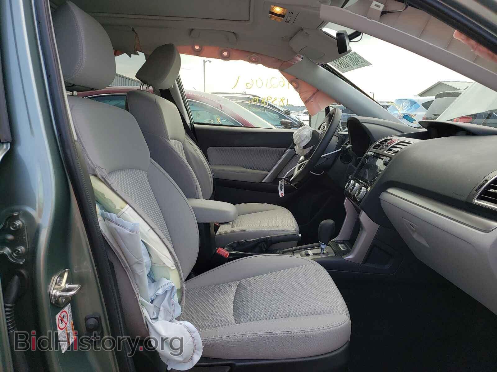 2018 SUBARU FORESTER - VIN: JF2SJAEC7JH556213 - Фото 5