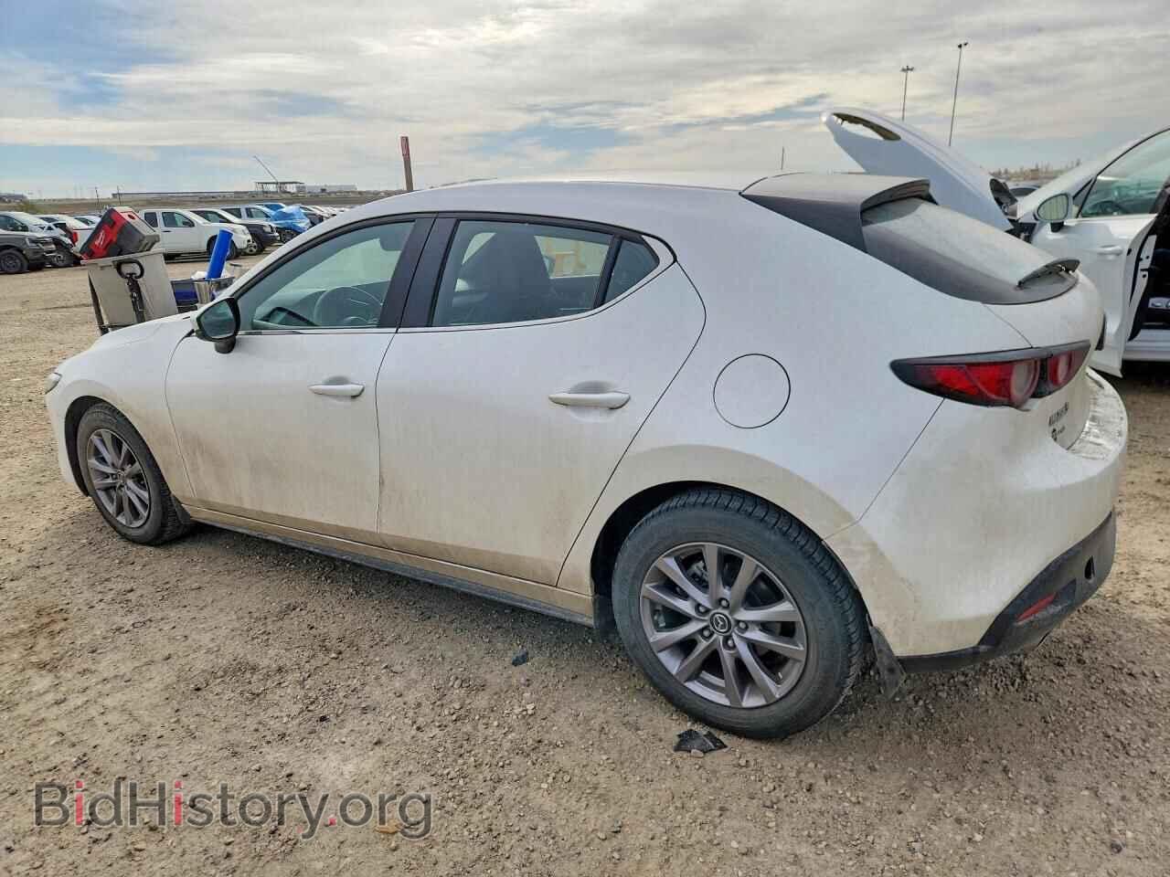 2019 MAZDA 3 - VIN: JM1BPALM3K1118713 - Photo 2