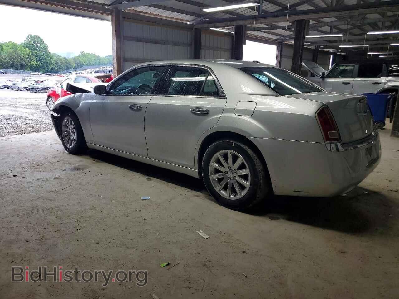 2012 CHRYSLER 300 - VIN: 2C3CCACGXCH204084 - Фото 2