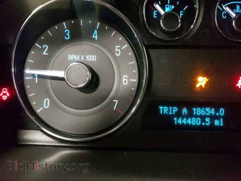 2011 Ford FLEX (VIN 2FMGK5CC0BBD25983) — photo 8 of 10