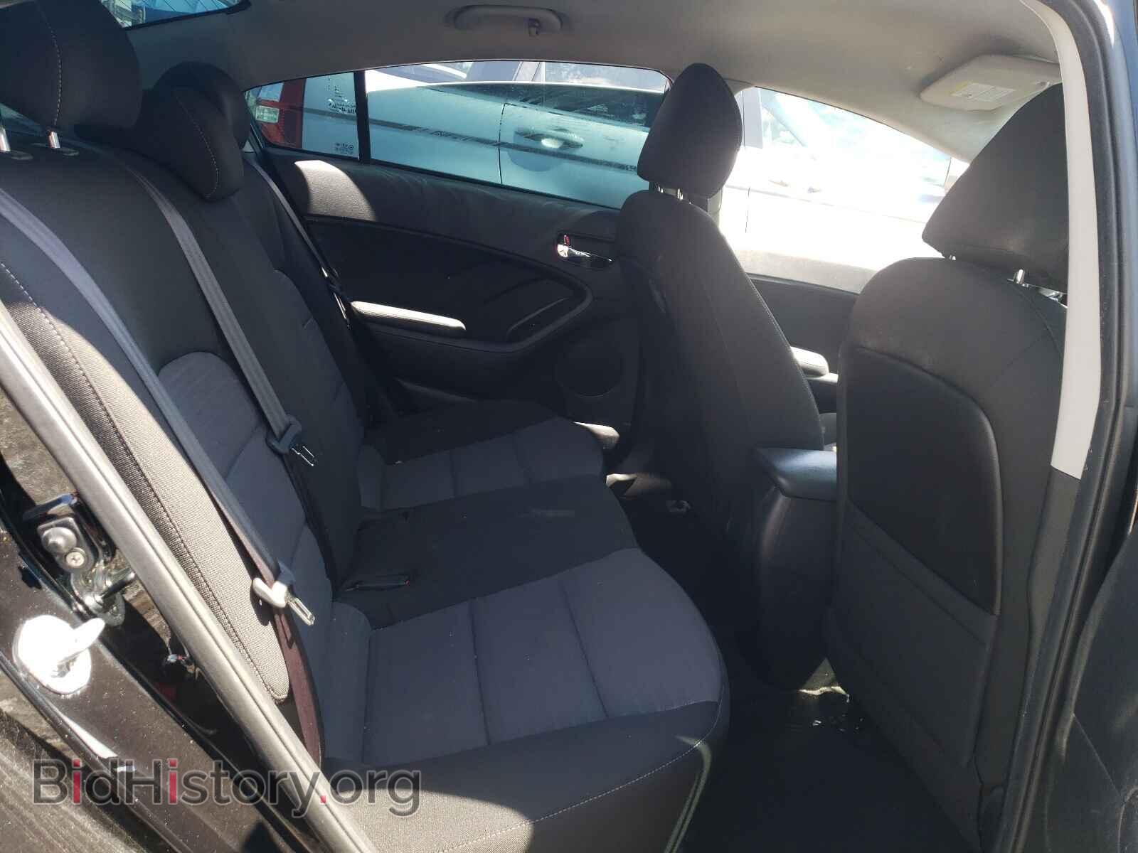 2017 KIA FORTE - VIN: 3KPFL4A76HE052448 - Photo 6